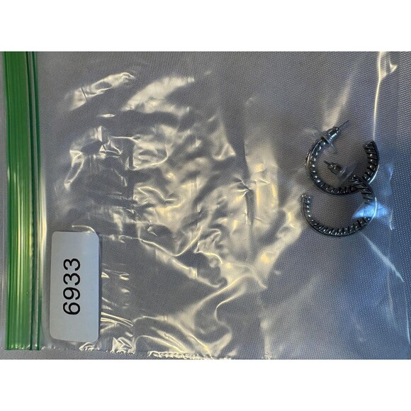 Silver Tone Half Hoop Earrings Womens Crystal Accents Textured 1 Inch Pair - Picture 4 of 4